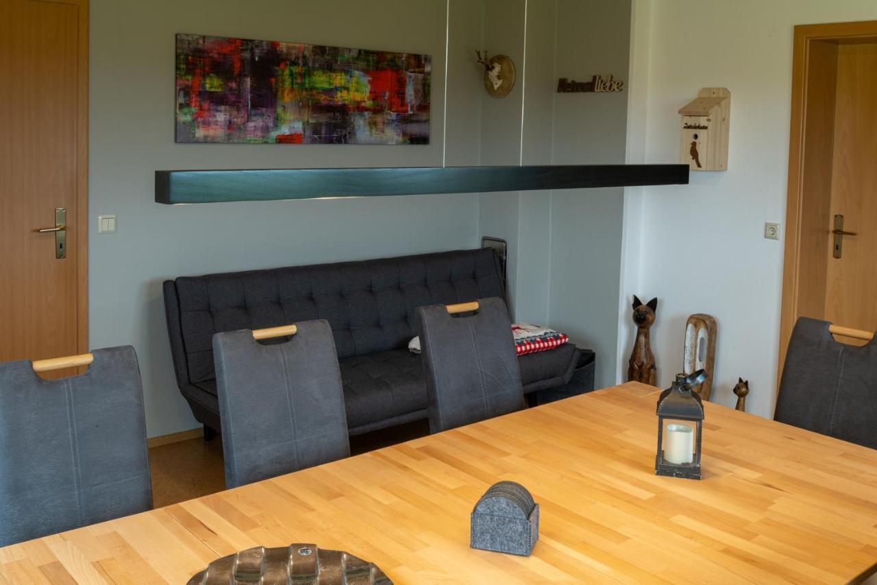 Ferienwohnung Fuchsbau Im Eg Des Ferienhauses Falkenhoehe Schwarzatal Exterior foto